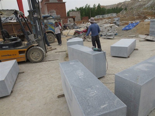 魯灰石材適合用于哪些建筑項(xiàng)目？